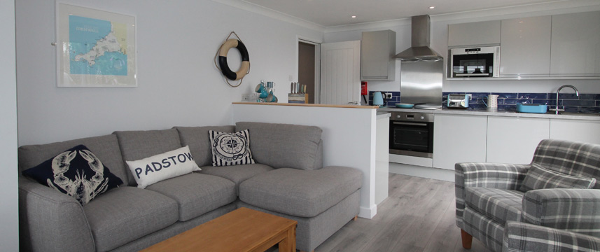 Mawgan Porth Apartments - Seating Area