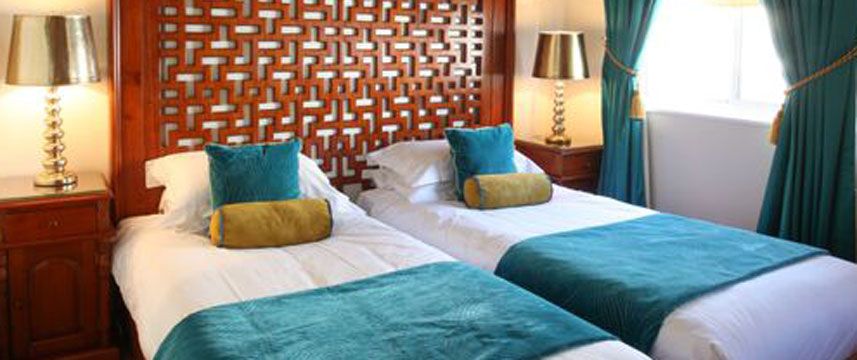 Mayflower Hotel - Guest Twin