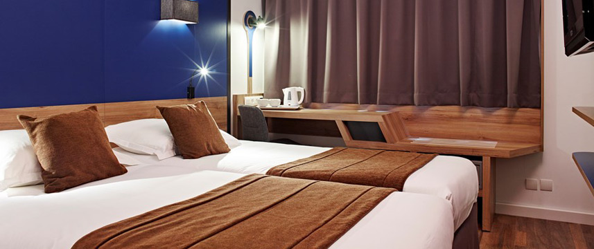Median Paris Congres - Twin Room