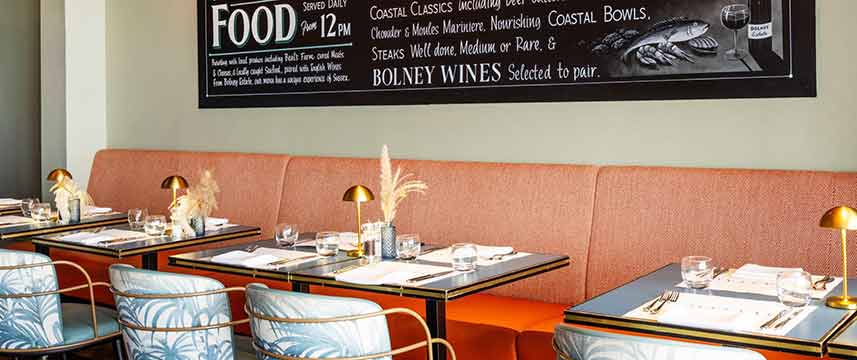 Mercure Brighton Seafront Coastal Tables