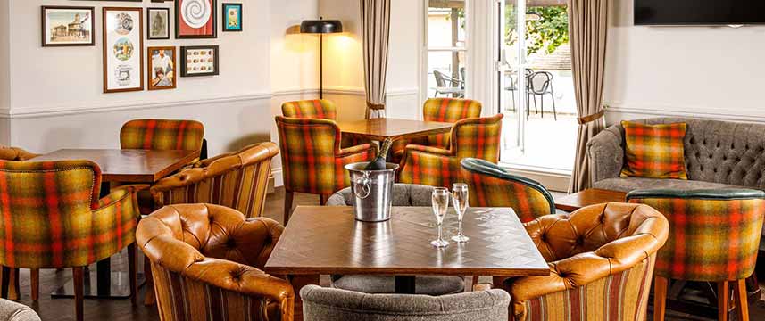 Mercure Oxford Hawkwell House Bar Lounge