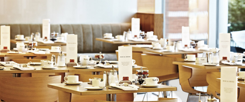 Millennium Madejski Hotel Reading - Breakfast Room