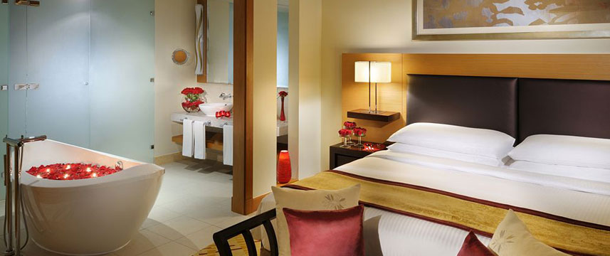 Moevenpick Hotel Jumeriah Beach - Bathroom