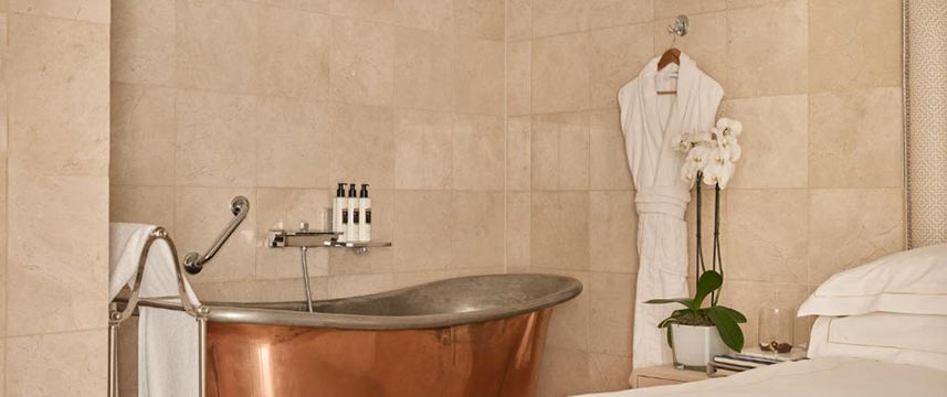 Montague on the Gardens - Suite Bath