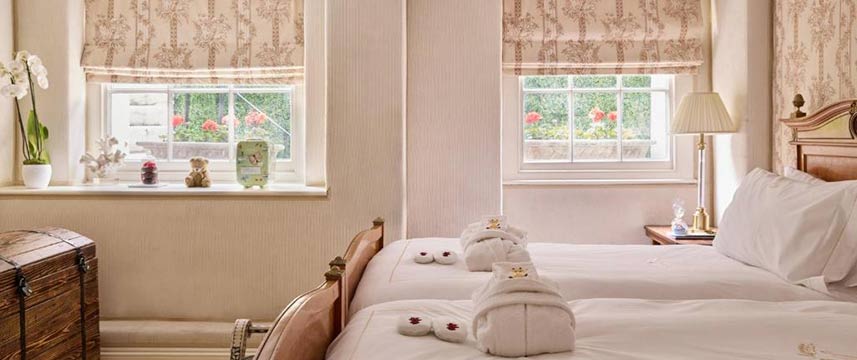 Montague on the Gardens - Suite Bedroom