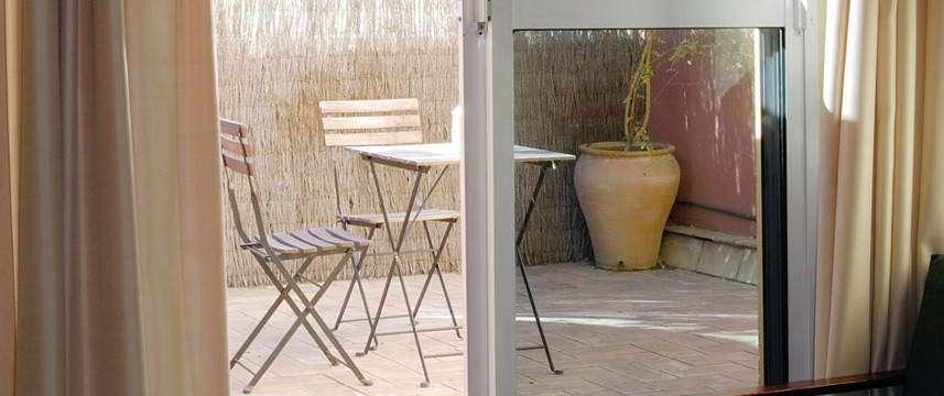 Monte Carlo Hotel - Patio