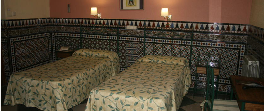 Monte Carlo Hotel - Twin Room