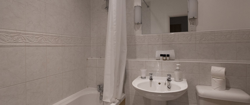 Monument Street Apartments - Bathroom