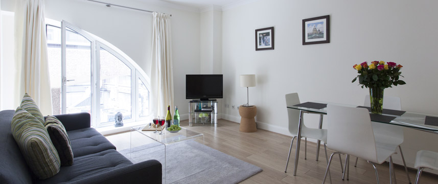 Monument Street Apartments - Lounge