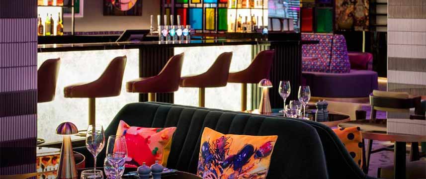 NYX Hotel London Holborn - Bar Area