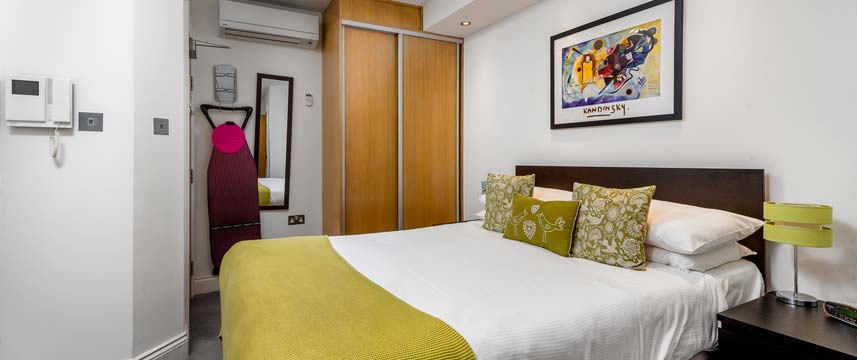 Nell Gwynn House Apartments - Pod Room