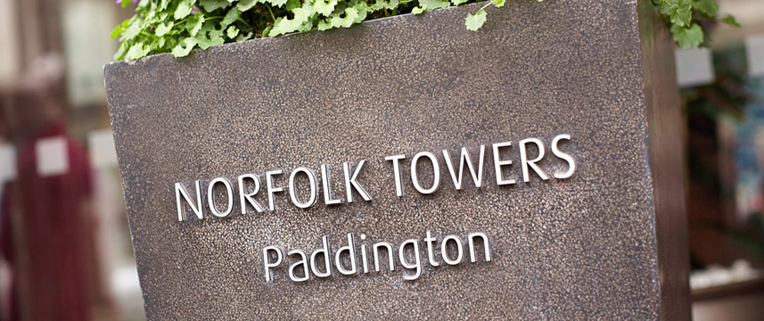 Norfolk Towers Paddington Hotel - Sign