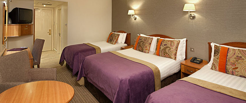North Star Hotel - & Premier Club Suites Triple Room
