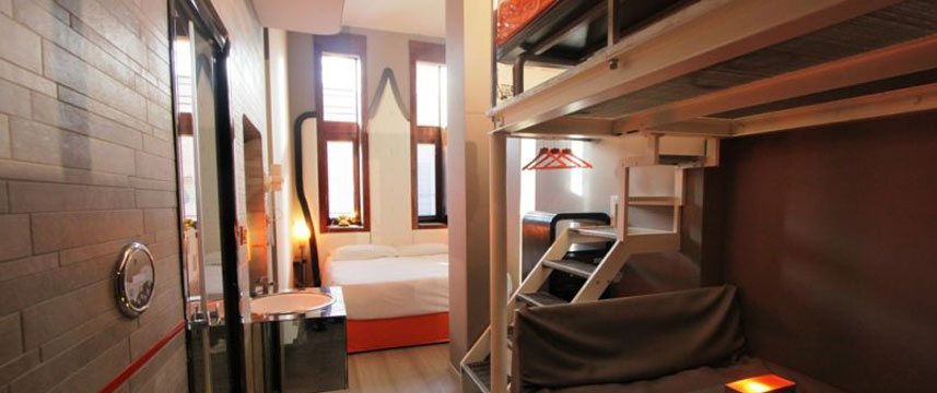Orange Hotel - Large Business Room