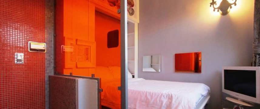 Orange Hotel - Mini Regular Room