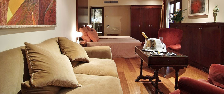 Palacio Ca Sa Galesa - Junior Suite Seating