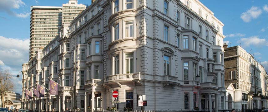 Park International Hotel - Exterior