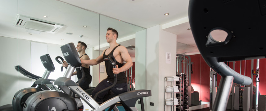 Park International Hotel - Gym