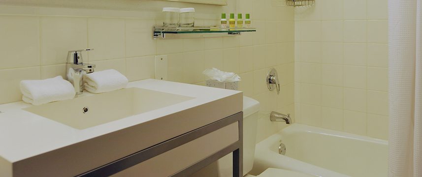 Park South Hotel - Bathroom