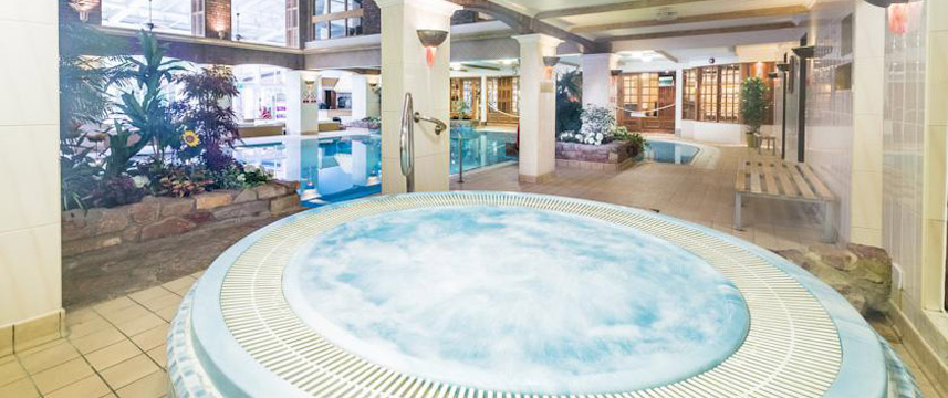 Parkway Hotel & Spa Jacuzzi