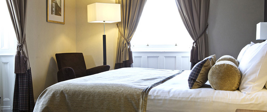 Parliament House Hotel - Bedroom