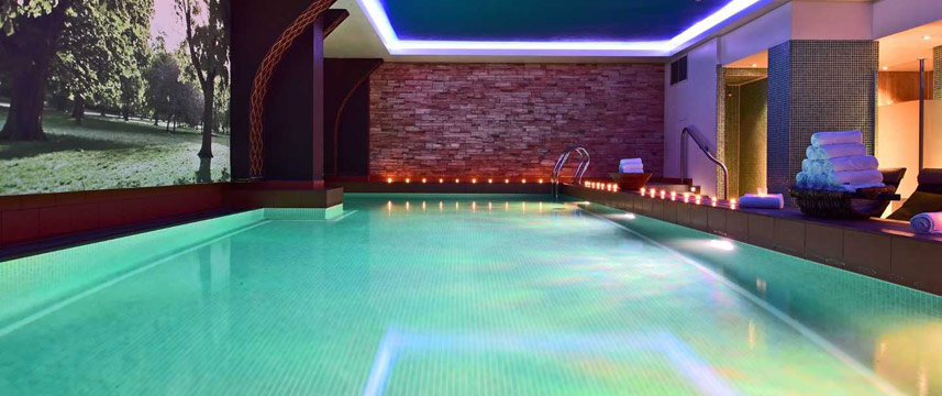 Pestana Chelsea Bridge Hotel Pool