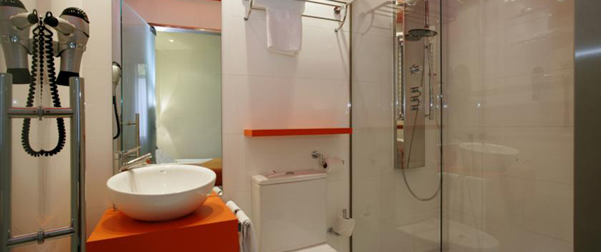 Petite Palace Canalejas Hotel - Bathroom