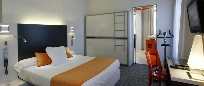 Petite Palace Canalejas Hotel - Family Bedroom