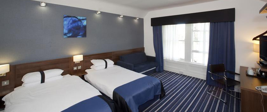 Piries Hotel - Bedroom Triple