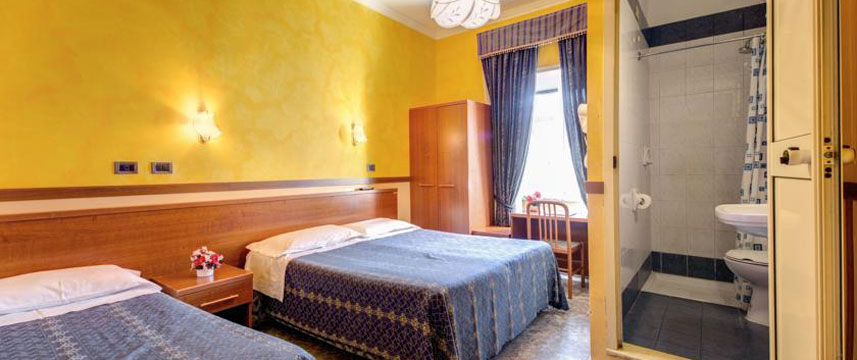 Planet - Triple Room