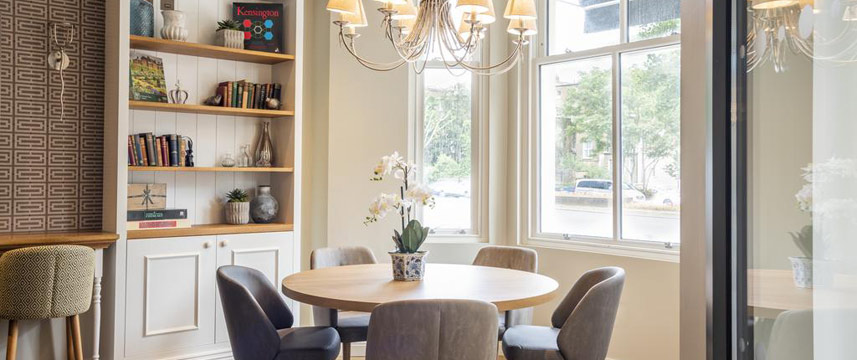 Point A Kensington Olympia - Lobby