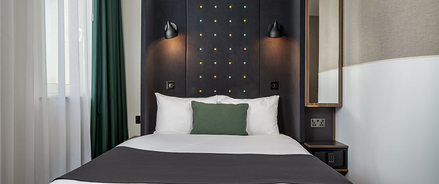 Point A Kings Cross Cosy Double