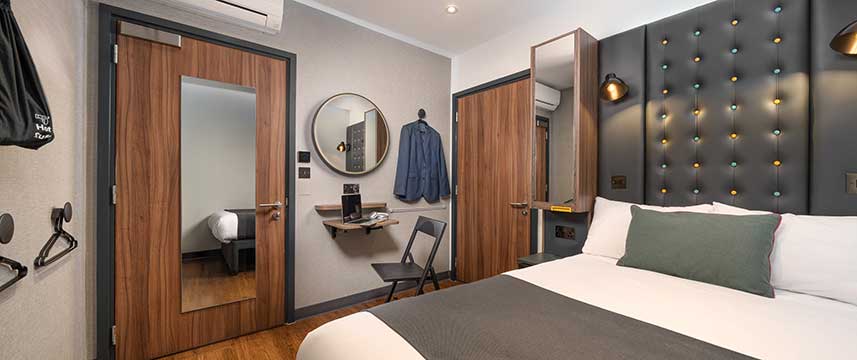 Point A London Westminster - Accessible Room