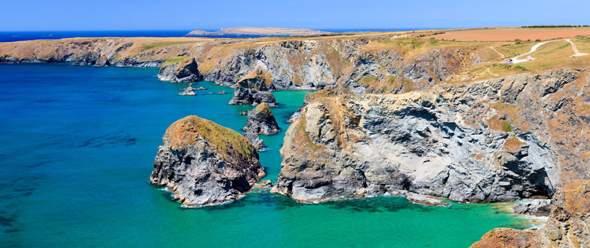 Porth Beach House - Carnewas Cliffs