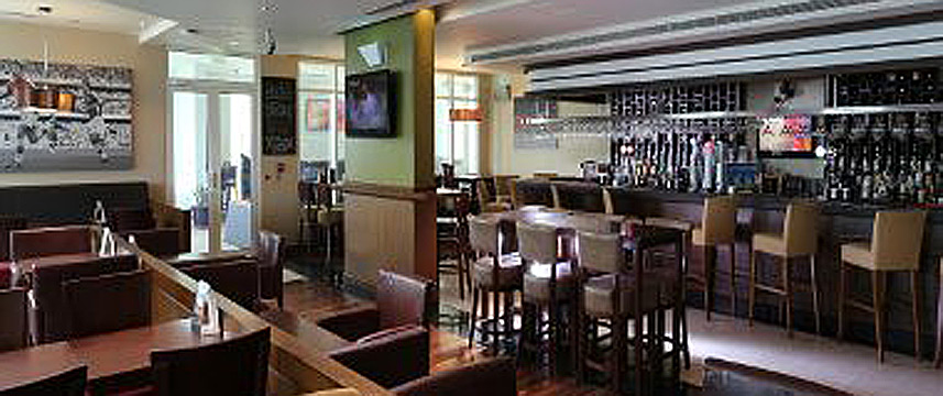 Premier Inn Dubai Int