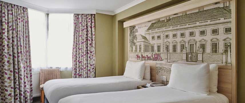President Hotel - Twin Guest Room