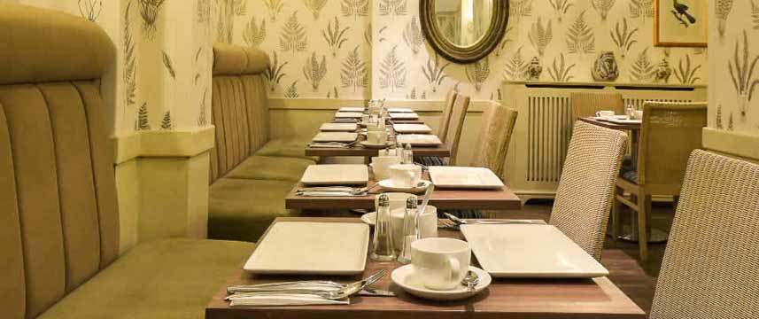 Princes Square Hotel - Breakfast Tables