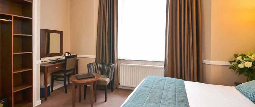 Princes Square Hotel - Double Bedroom
