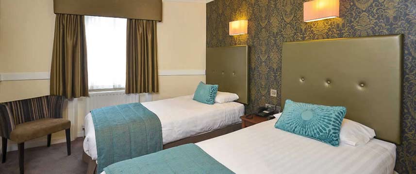 Princes Square Hotel - Twin Bedroom