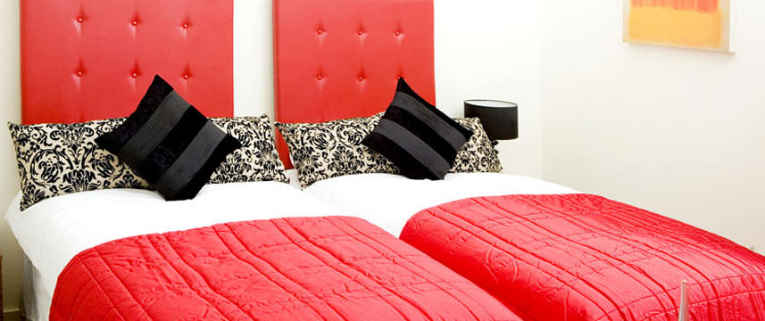 Princes St Suites Twin