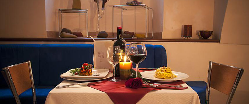 Priscilla Hotel - Restaurant