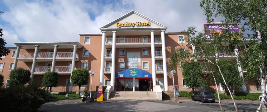 Qualys-Hotel Golf Paris Est - Entrance