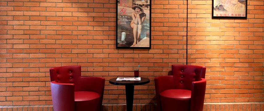 Qualys-Hotel Golf Paris Est - Seating Area