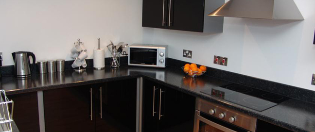 Quay Apartments Manchester - Kitchen