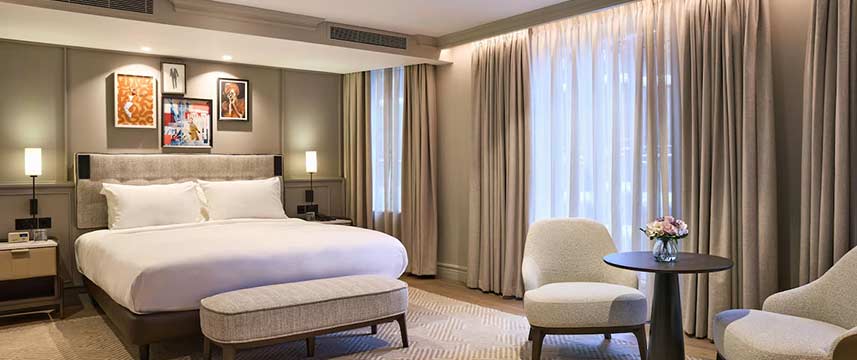 Radisson Blu Bond Street Hotel One Bedroom Suite