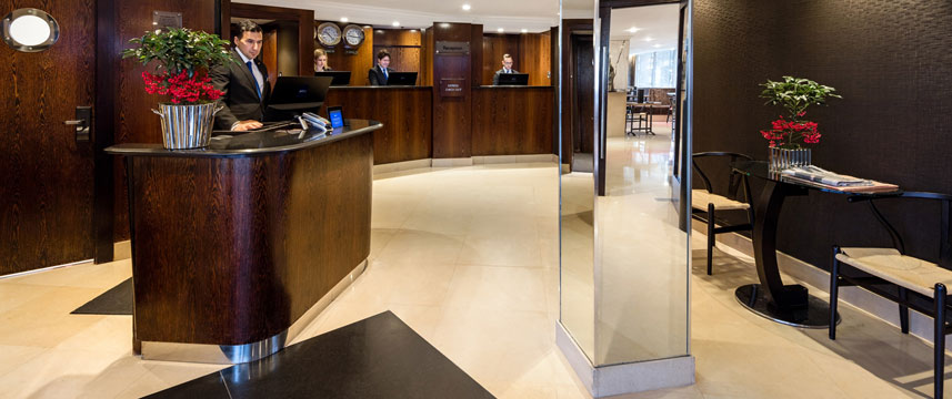 Radisson Blu Edwardian Berkshire - Lobby