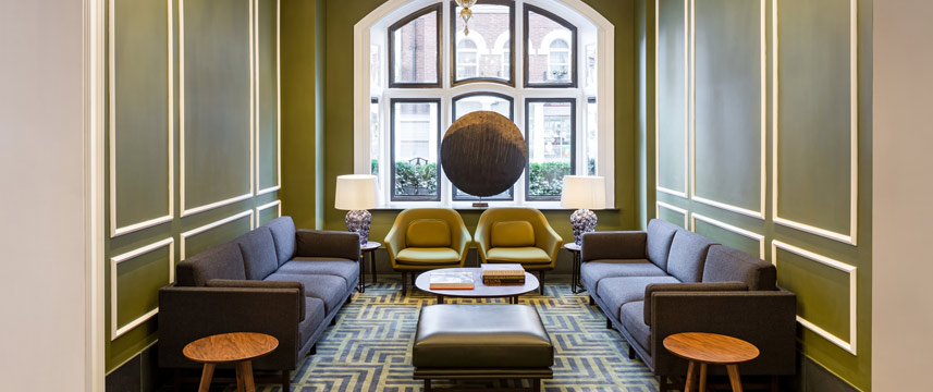 Radisson Blu Edwardian Bloomsbury Street Lobby Area