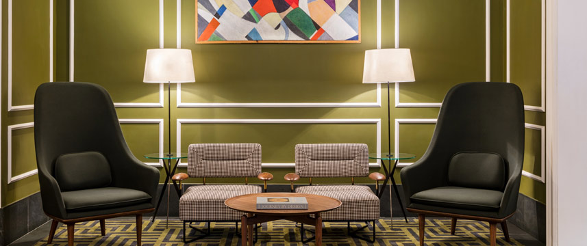 Radisson Blu Edwardian Bloomsbury Street Lobby Seats