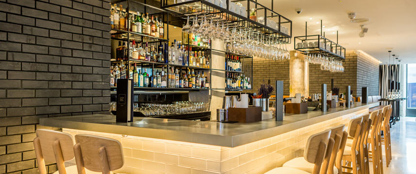 Radisson Blu Edwardian Hampshire - Leicester Square Kitchen