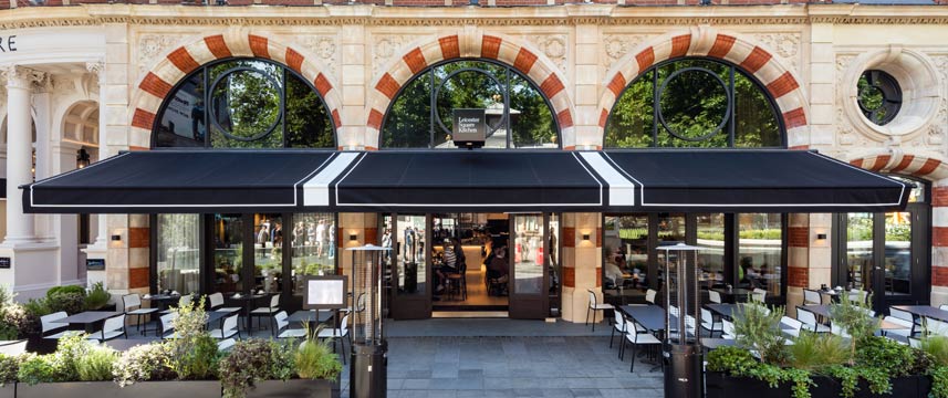 Radisson Blu Edwardian Hampshire - Restaurant Terrace